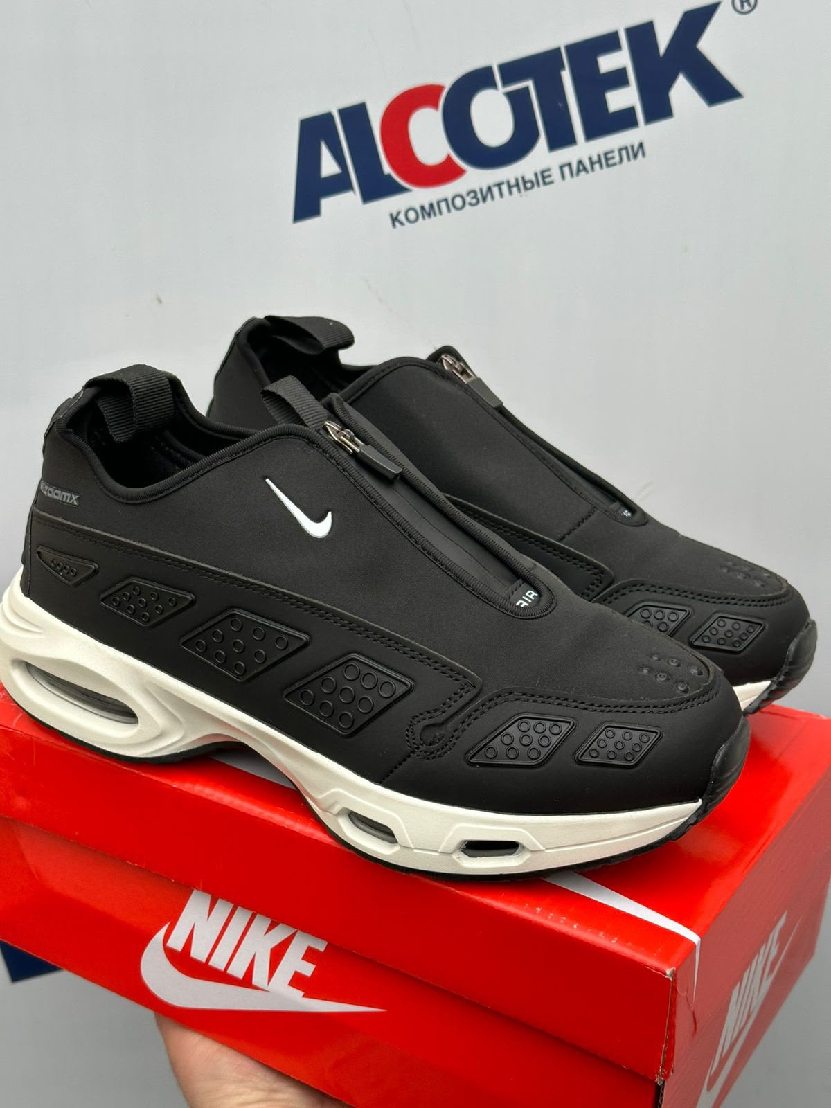 картинка Мужские кроссовки Nike 288185 от магазина Одежда+