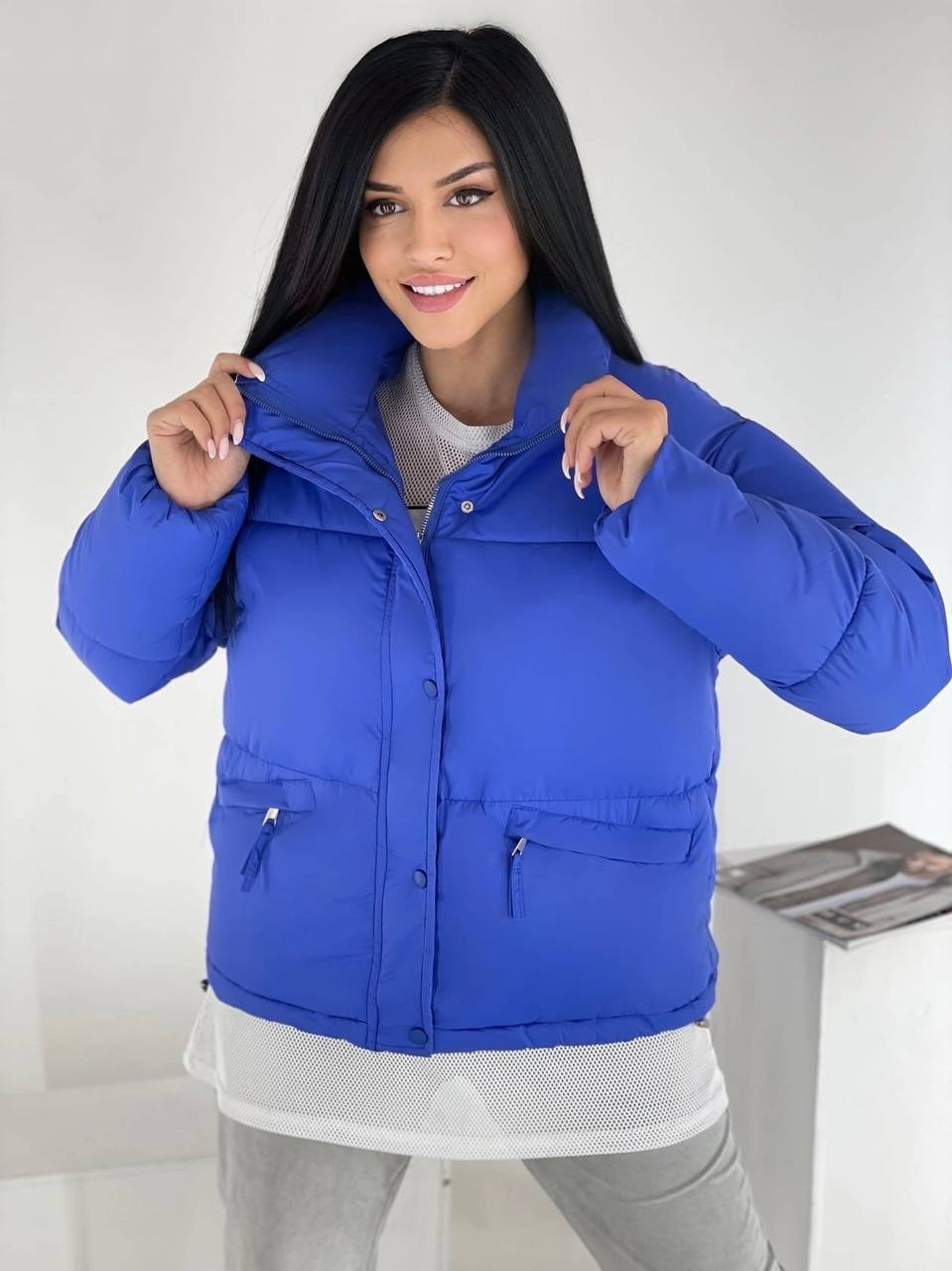 картинка Яркая женская пуховая куртка от магазина Одежда+