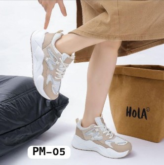 фото весенние женские кроссовки оптом