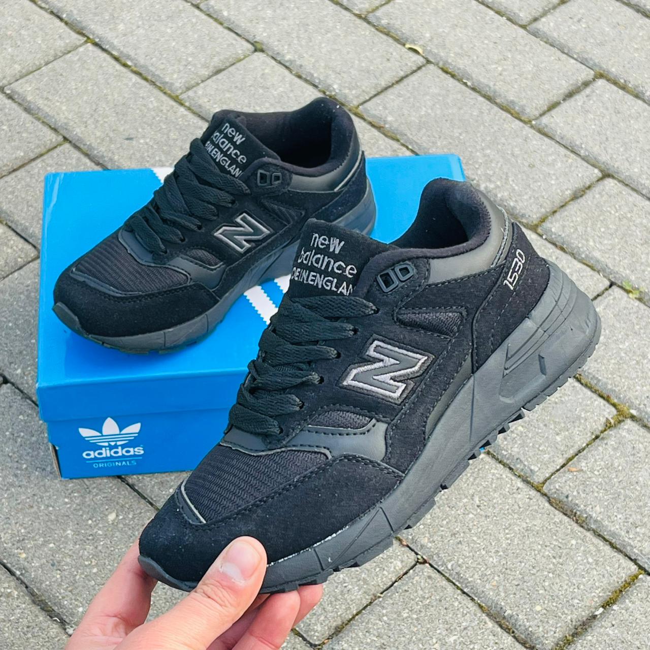 картинка Мужские черные кроссовки New Balance 594678 от магазина Одежда+