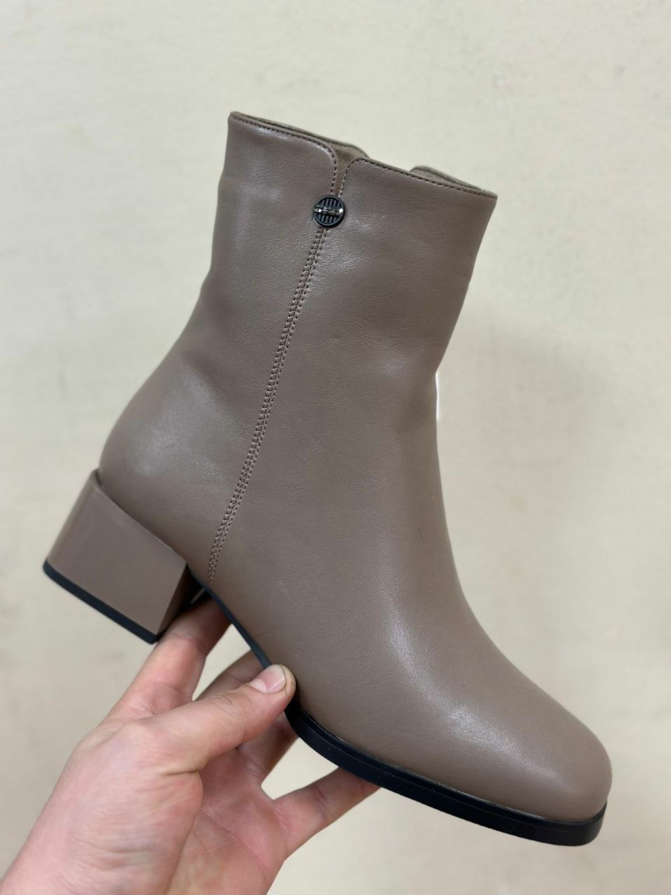 фото зимние женские ботинки оптом от производителя