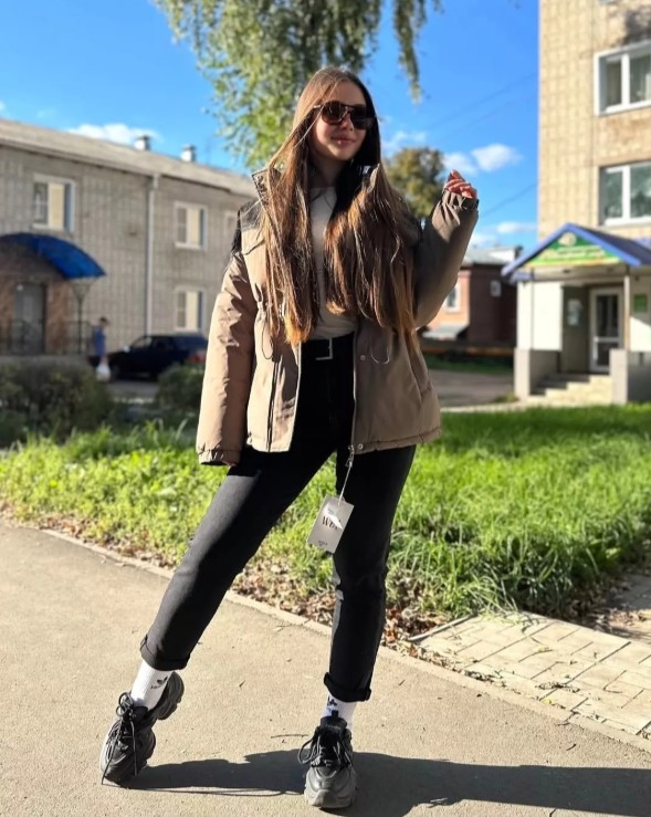 картинка Куртка от магазина Одежда+