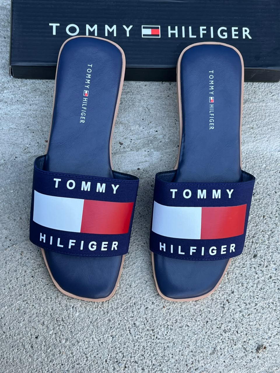 фото женские летние шлепки tommy hilfiger 681835 оптом