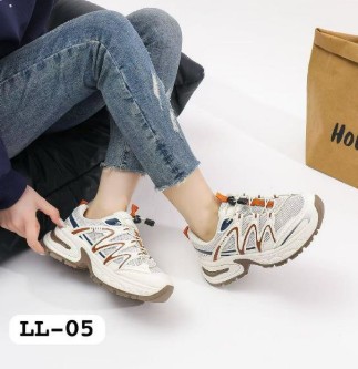 фото весенние женские кроссовки оптом