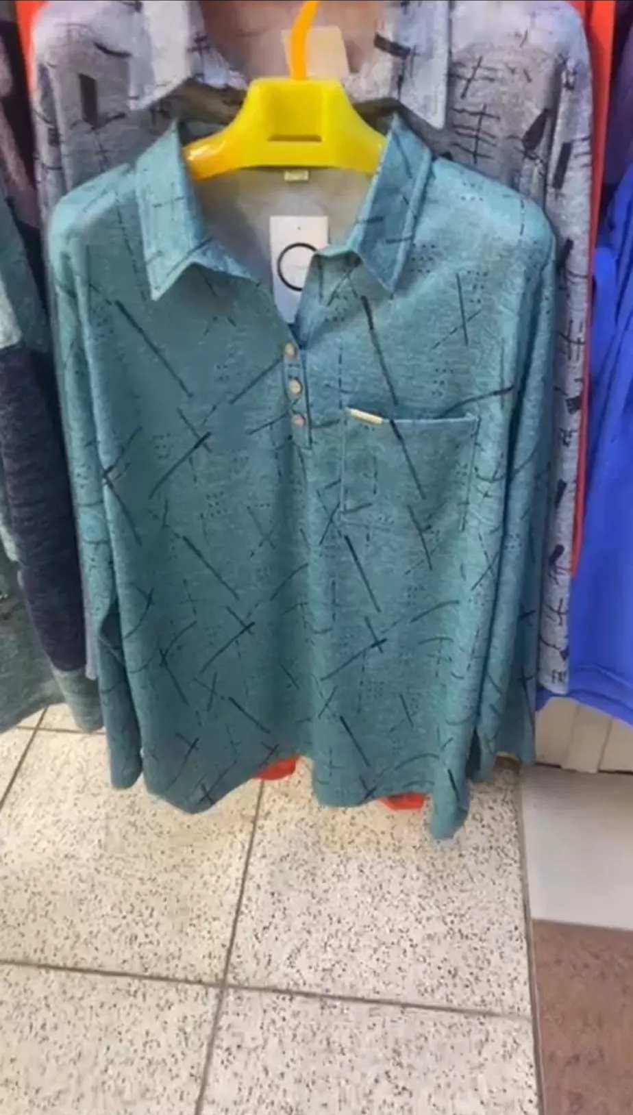 картинка Блузка без выбора от магазина Одежда+