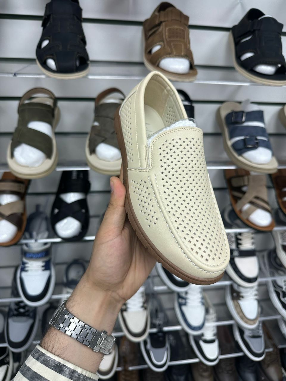 фото весенние молодёжные туфли оптом