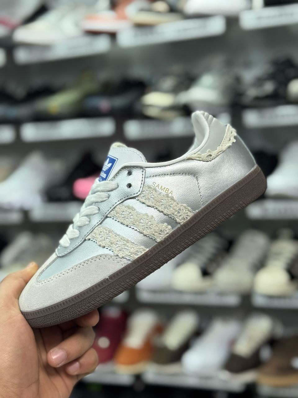 фото весенние женские кроссовки оптом