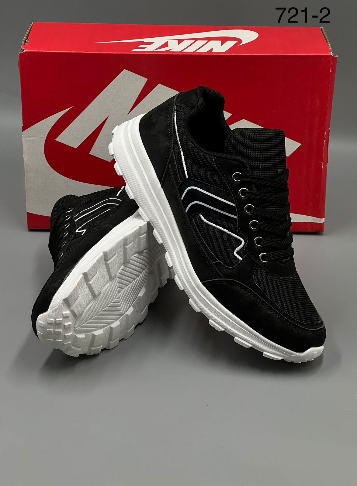 фото весенние мужские кроссовки оптом с доставкой