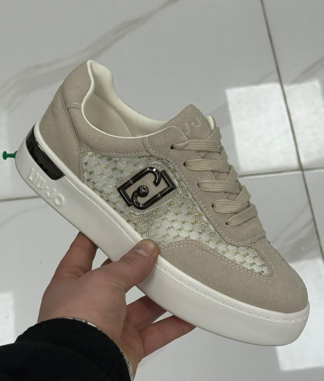 фото весенние женские кроссовки оптом