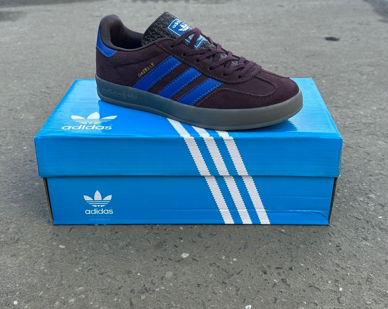 фото весенние женские кроссовки оптом