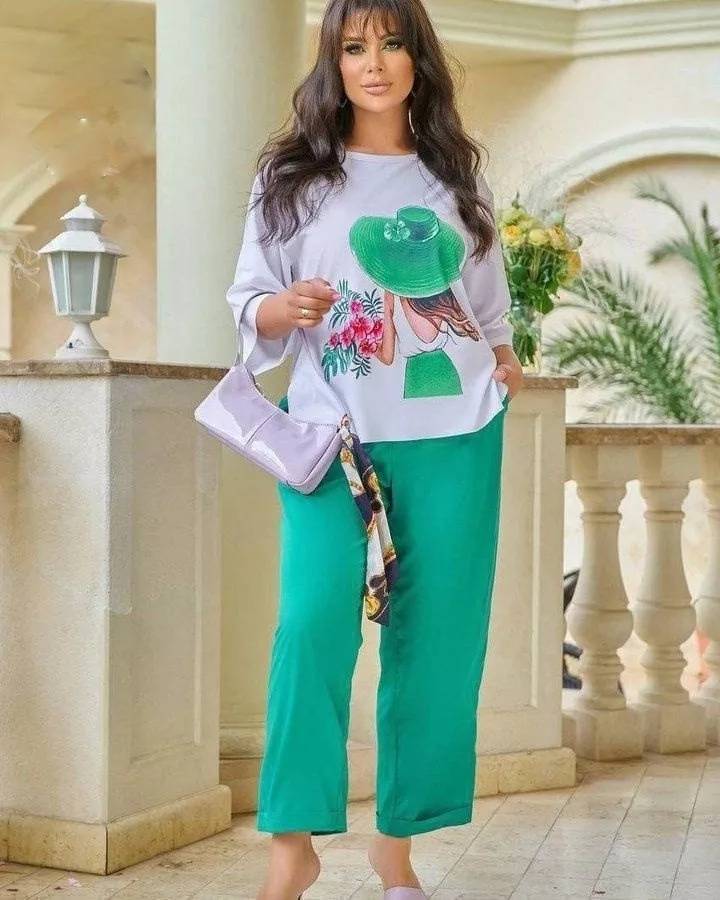 картинка Костюм двойка без выбора от магазина Одежда+