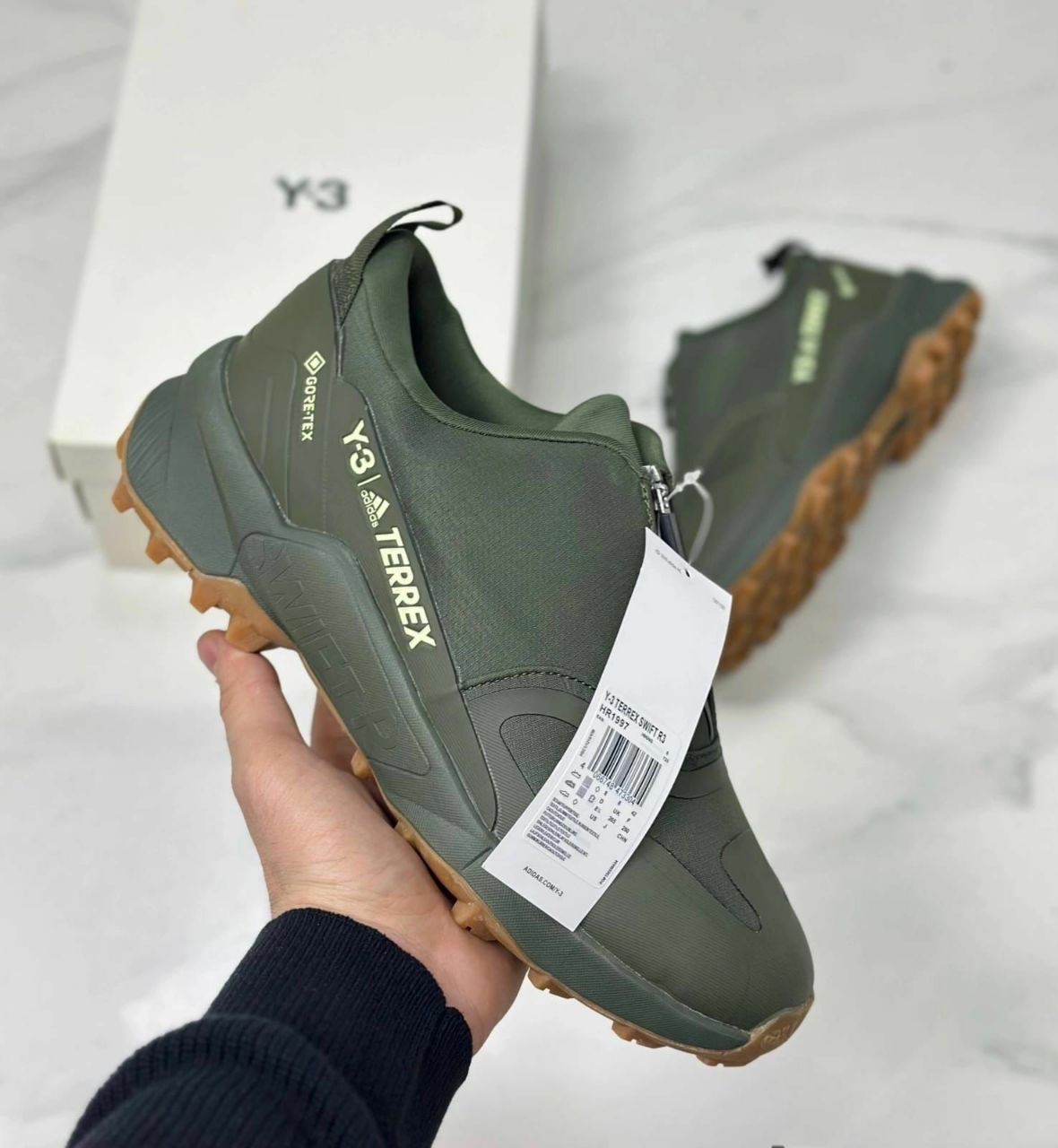 фото весенние мужские кроссовки оптом с доставкой