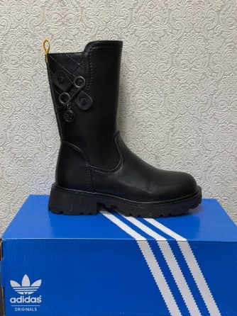 фото весенние сапоги для девочек оптом