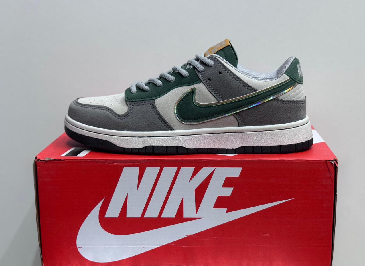картинка Мужские кроссовки Nike SB Dunk Low 317825 от магазина Одежда+