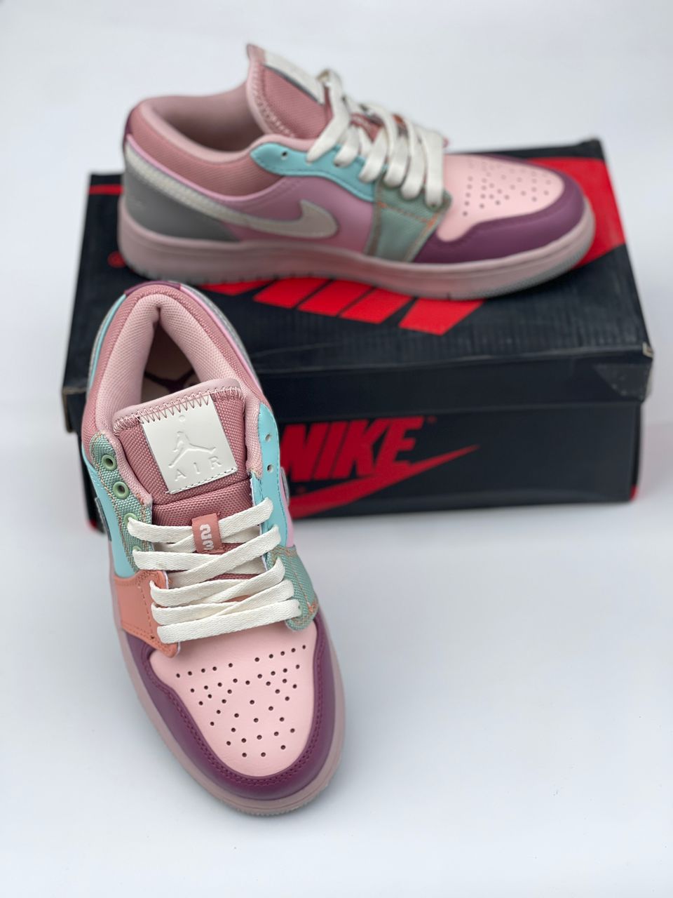 фото женские весенние кроссовки nike 954274 оптом