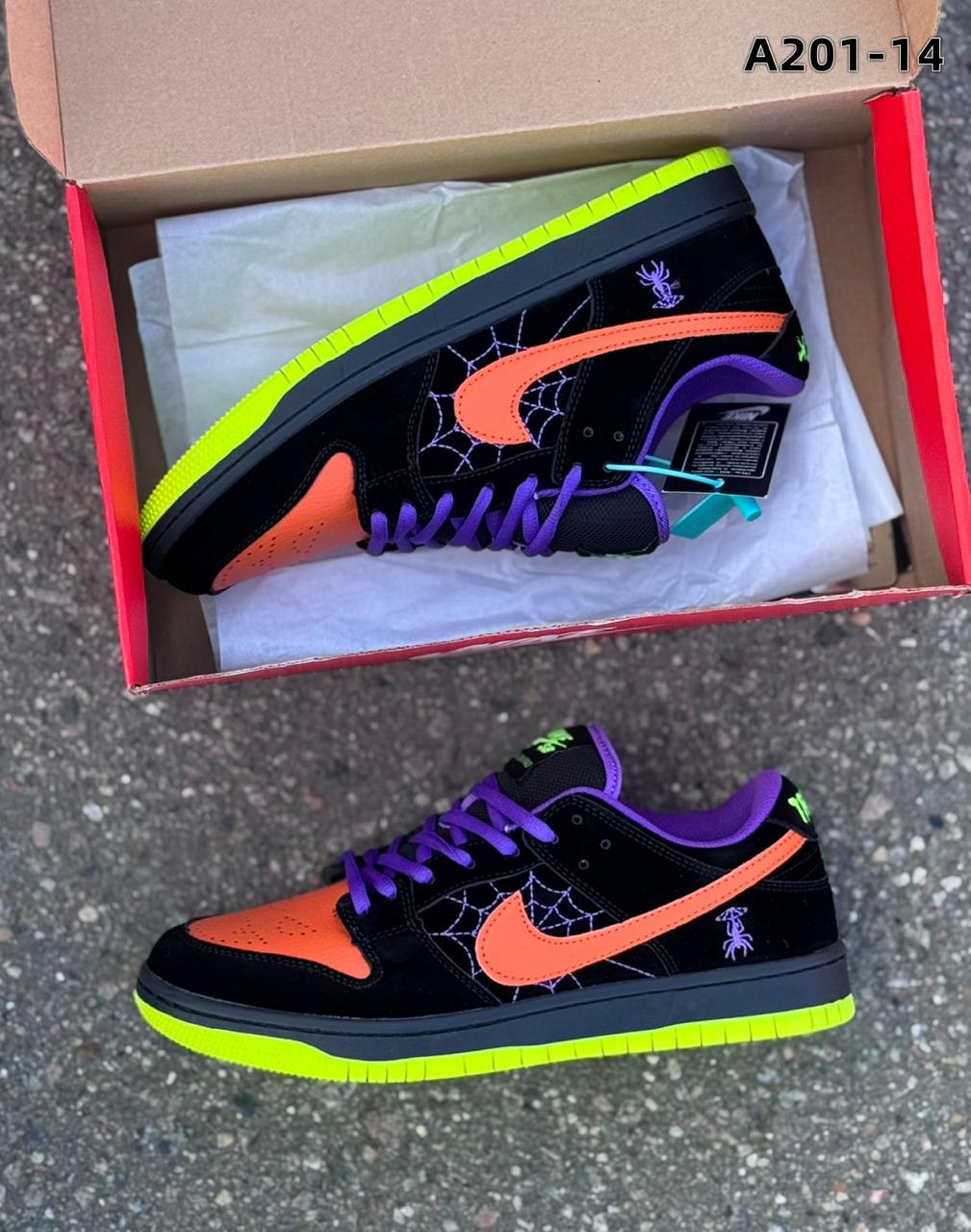 фото мужские осенние кроссовки с ярким дизайном 335768 оптом