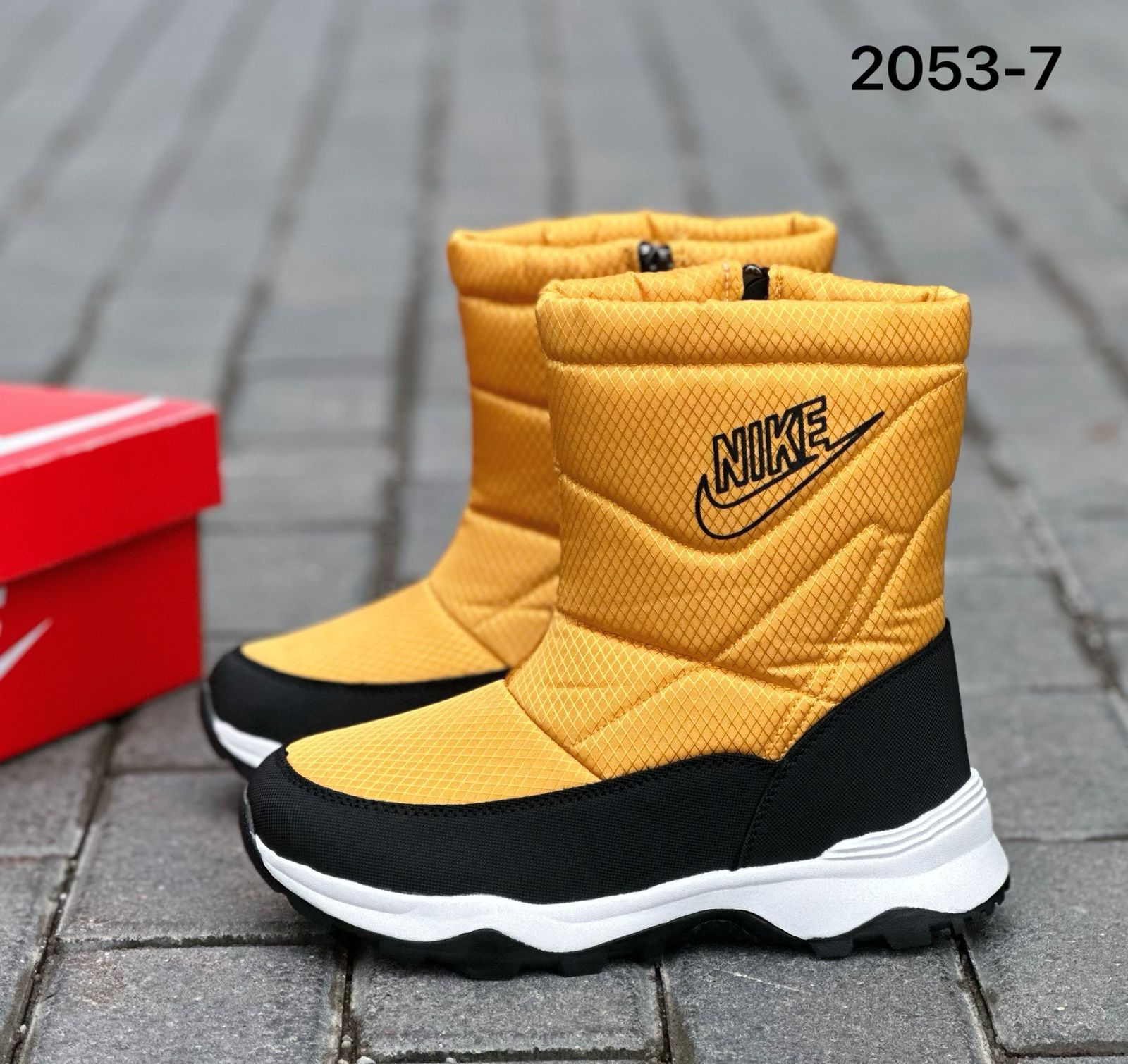 фото зимние женские дутики оптом