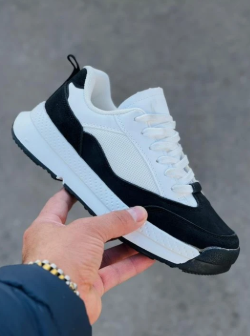 фото весенние женские кроссовки оптом