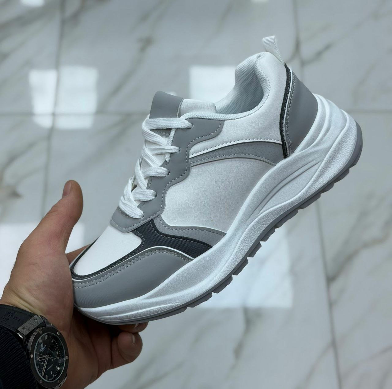 фото осенние женские кроссовки опт в России