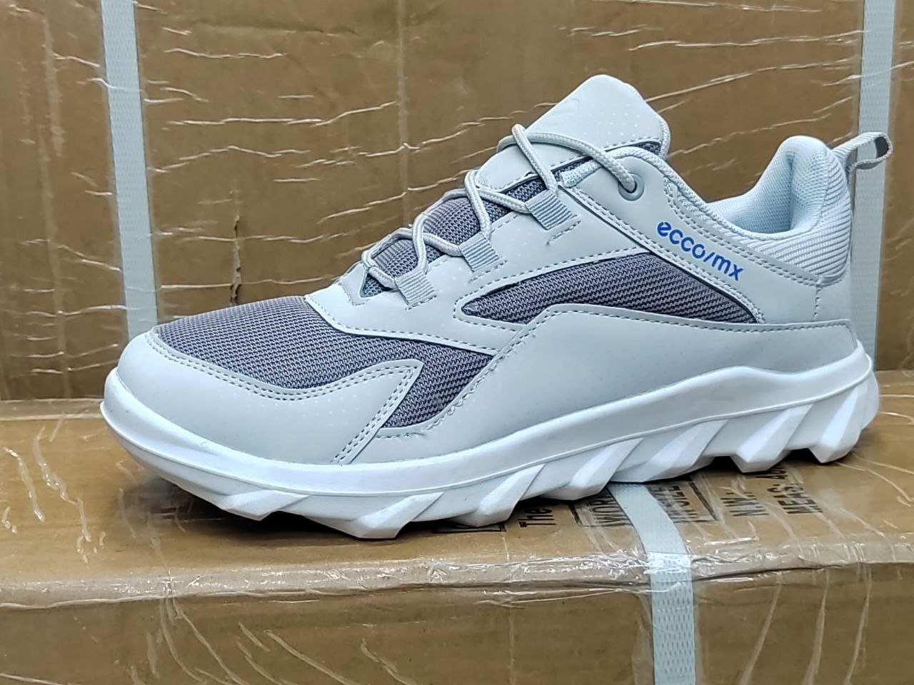 фото весенние мужские кроссовки оптом с доставкой