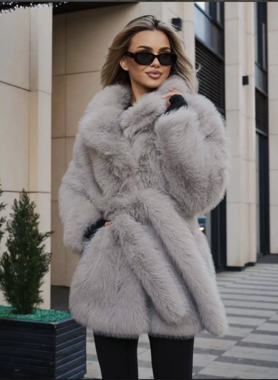 картинка Шуба от магазина Одежда+