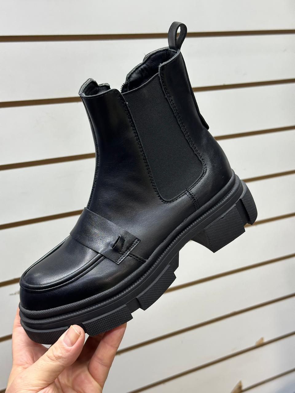 фото весенние женские ботинки оптом