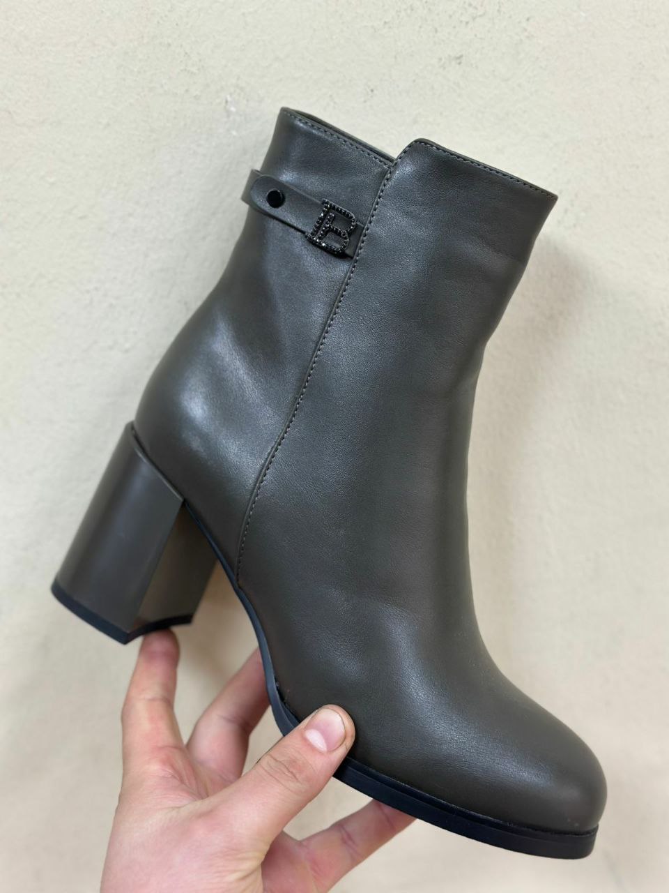 фото зимние женские ботинки оптом от производителя