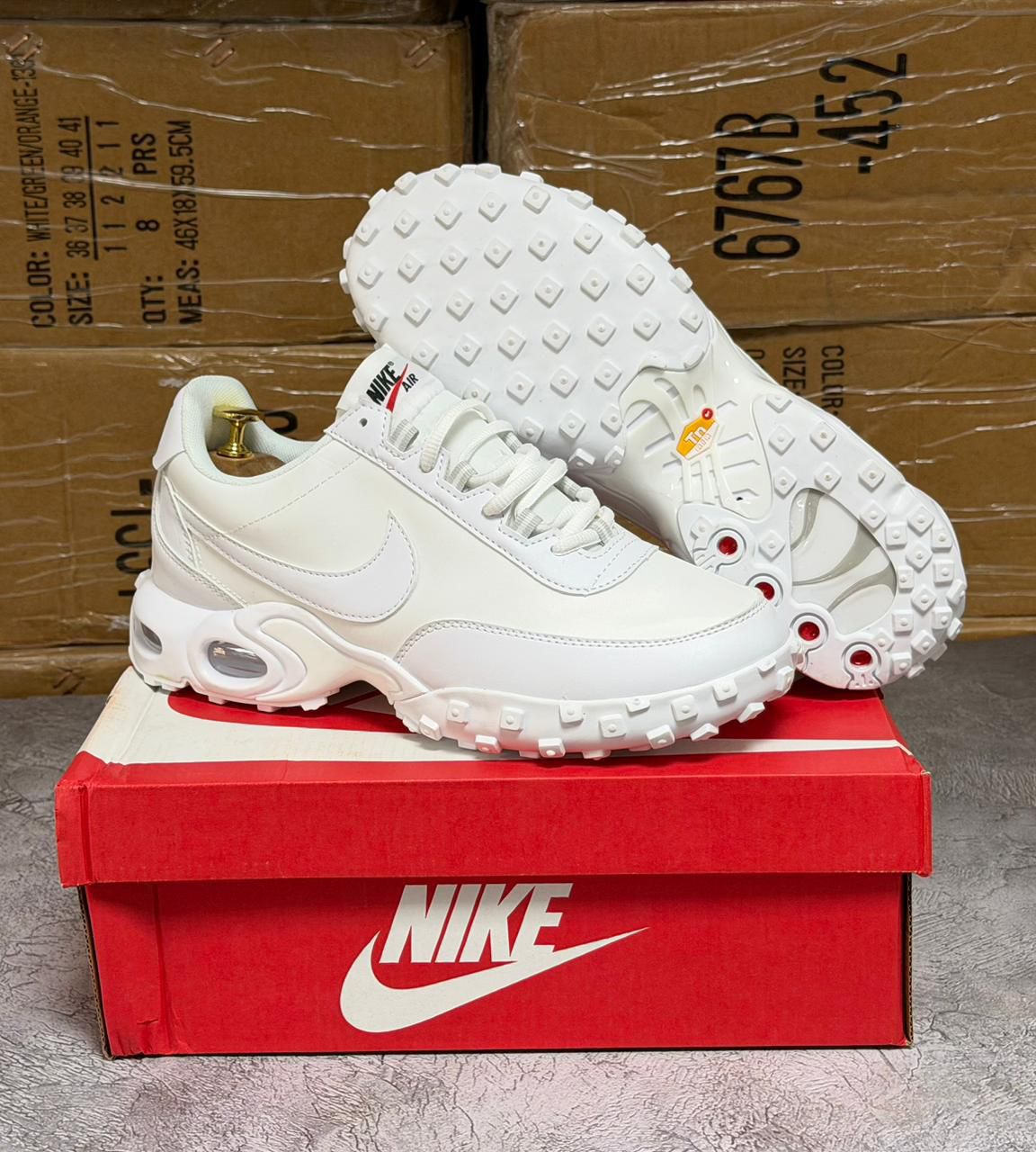 фото Мужские белые кроссовки Nike 614221 оптом с доставкой