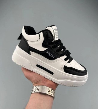 фото весенние женские кроссовки оптом