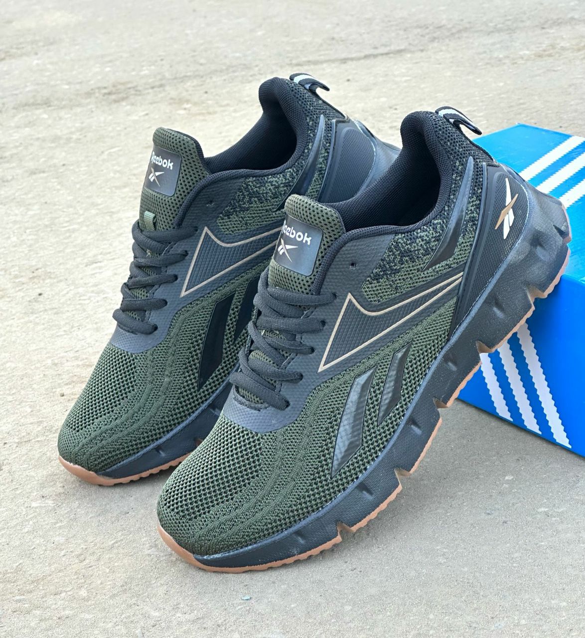 фото весенние мужские кроссовки оптом с доставкой