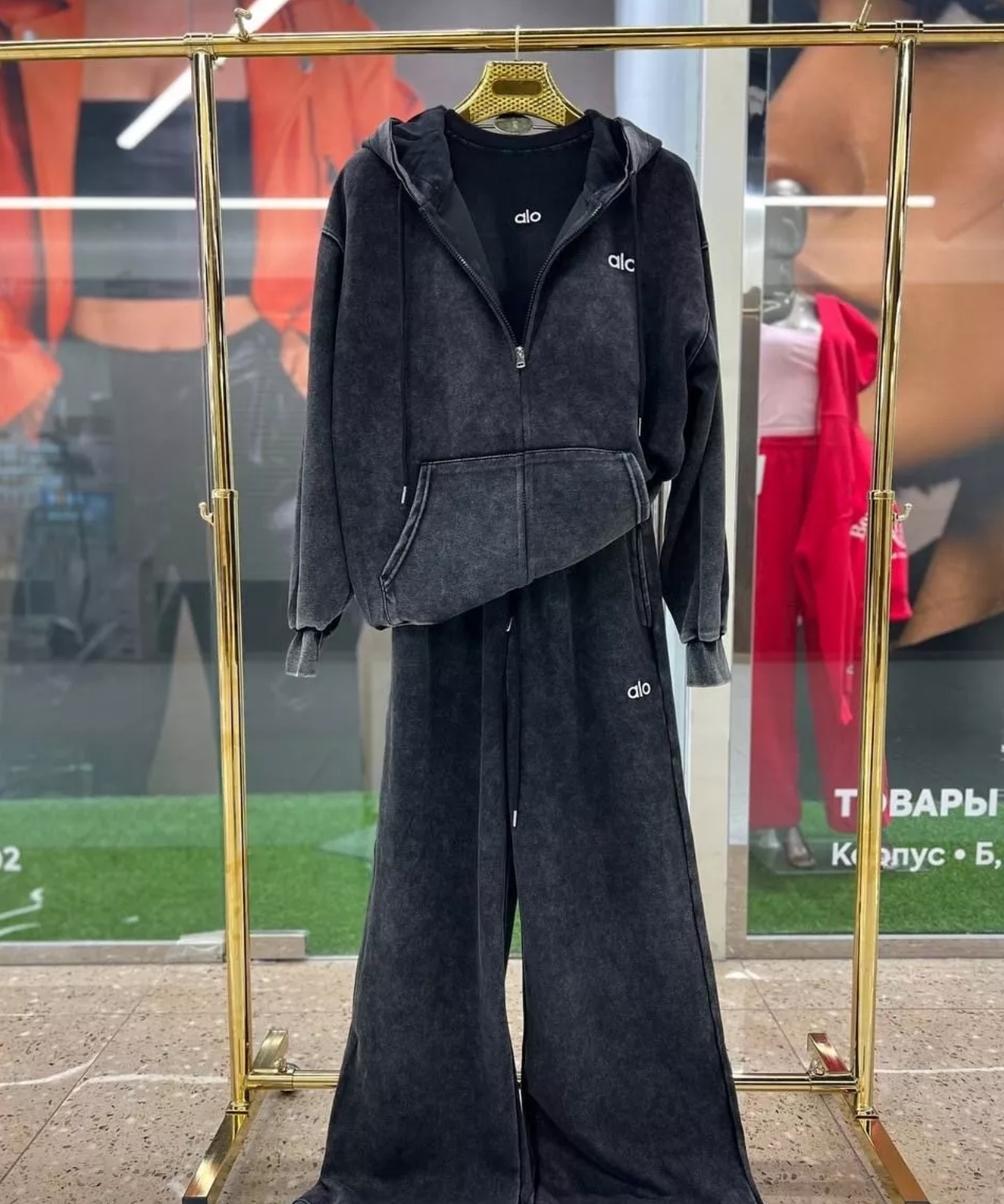 картинка Костюм женский от магазина Одежда+