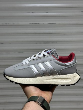 фото весенние женские кроссовки оптом