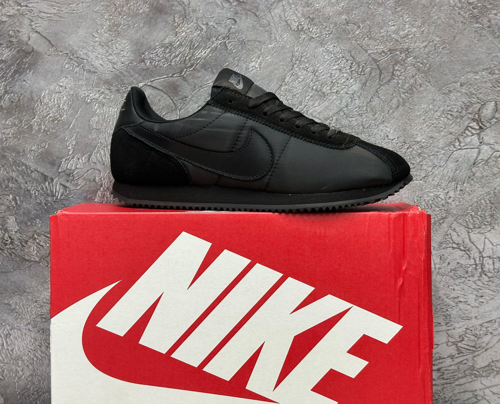 фото мужские черные кроссовки nike 289396 оптом