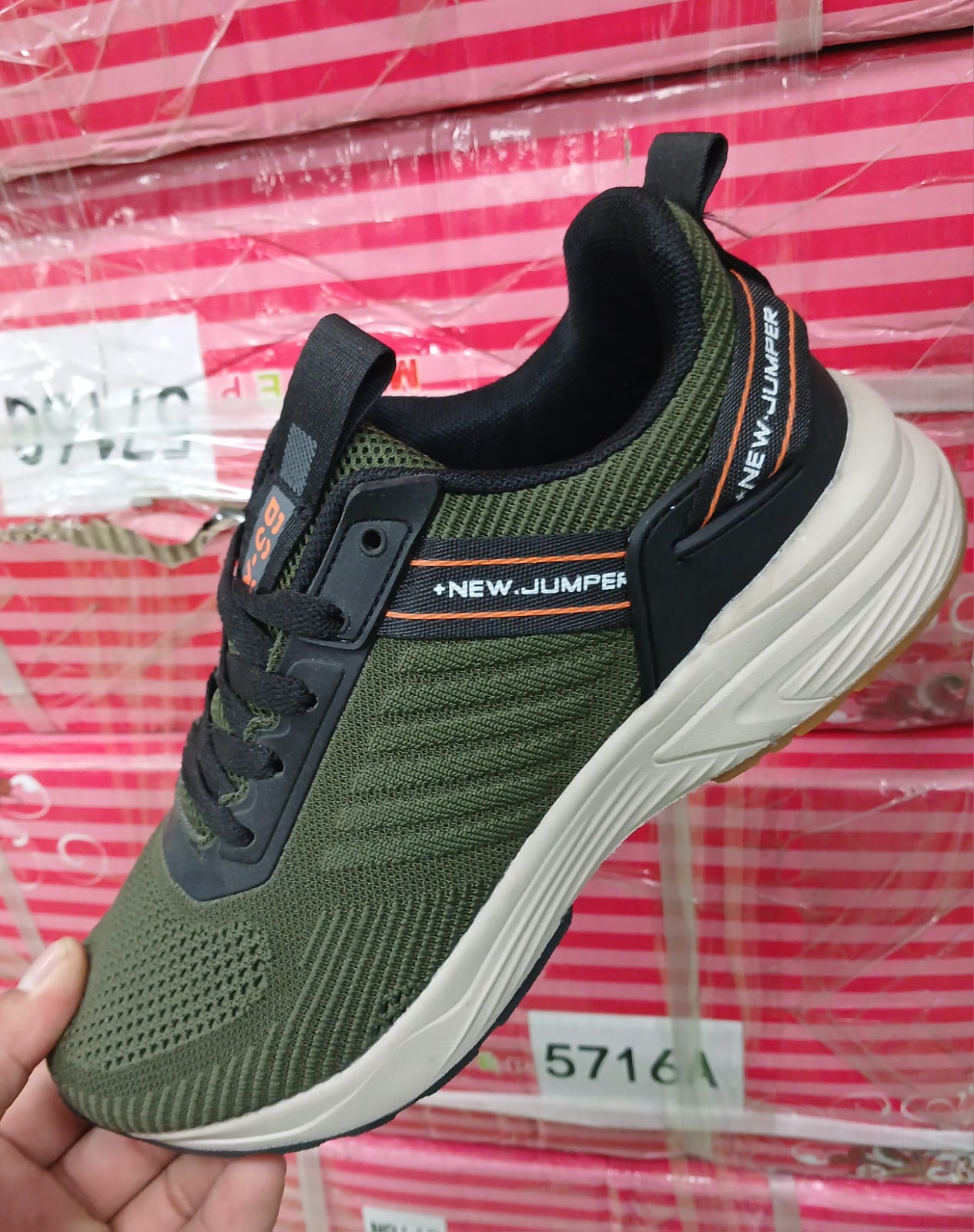 фото Женские осенние кроссовки New Jumper 750245 оптом на лето для мужчин