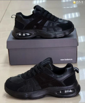 фото весенние женские кроссовки оптом