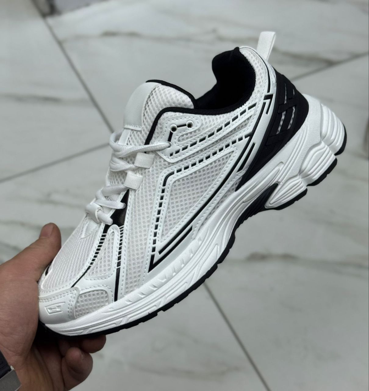 фото весенние мужские кроссовки оптом с доставкой