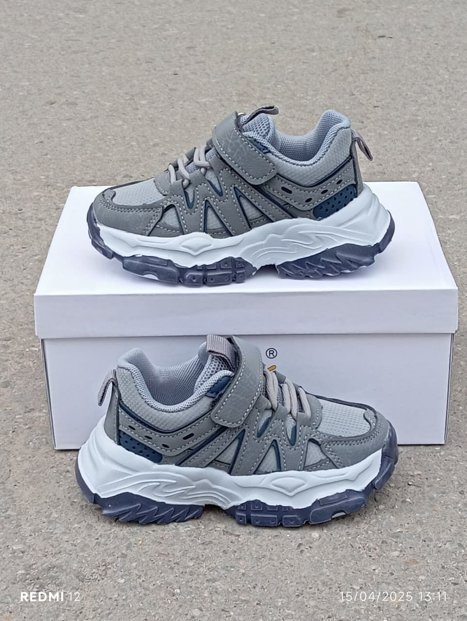 фото весенние кроссовки для девочек оптом