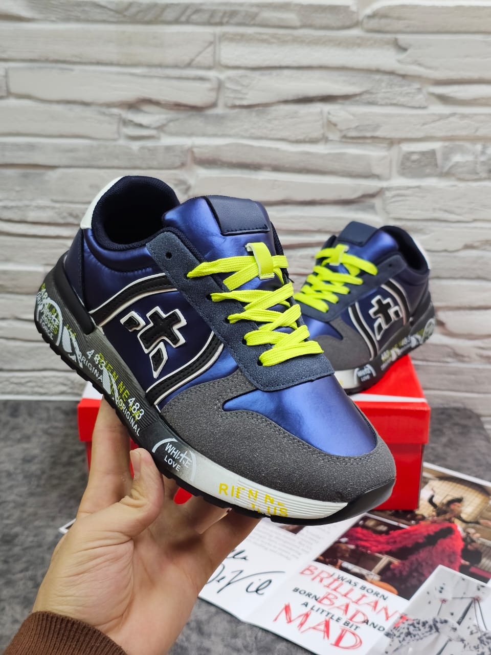 фото весенние женские кроссовки оптом