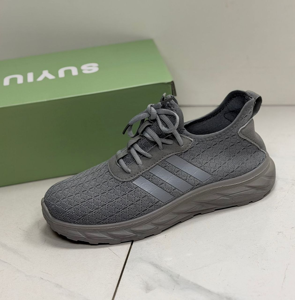 фото весенние мужские кроссовки оптом с доставкой