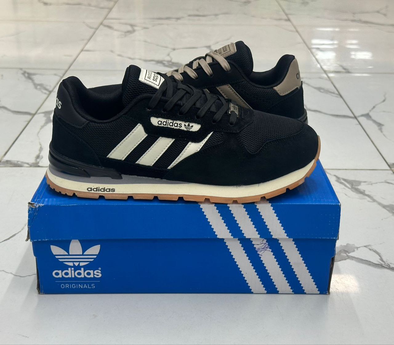 фото весенние мужские кроссовки оптом с доставкой