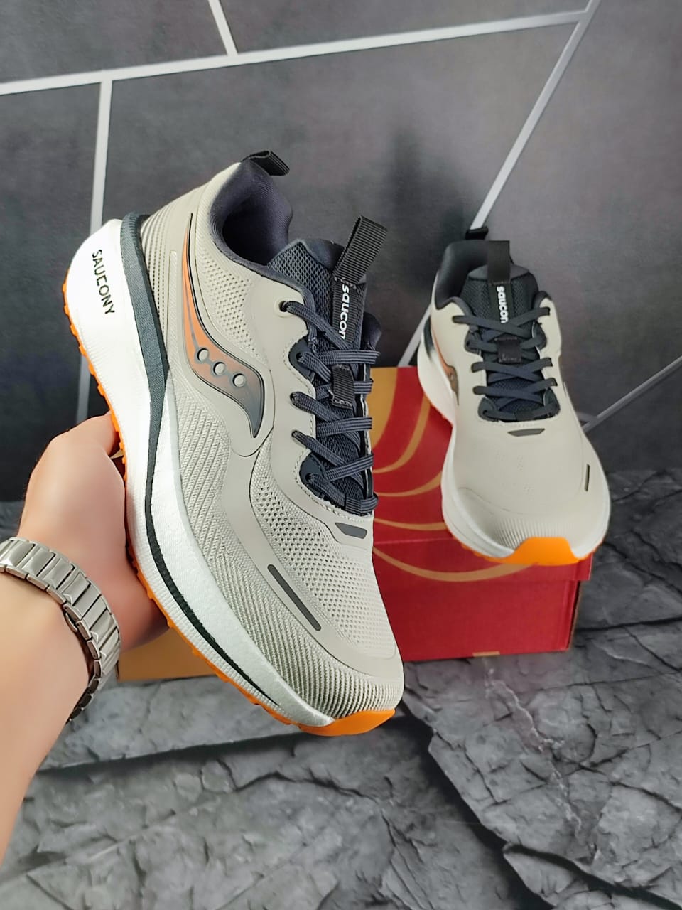 фото Мужские кроссовки Saucony 394216 оптом с доставкой