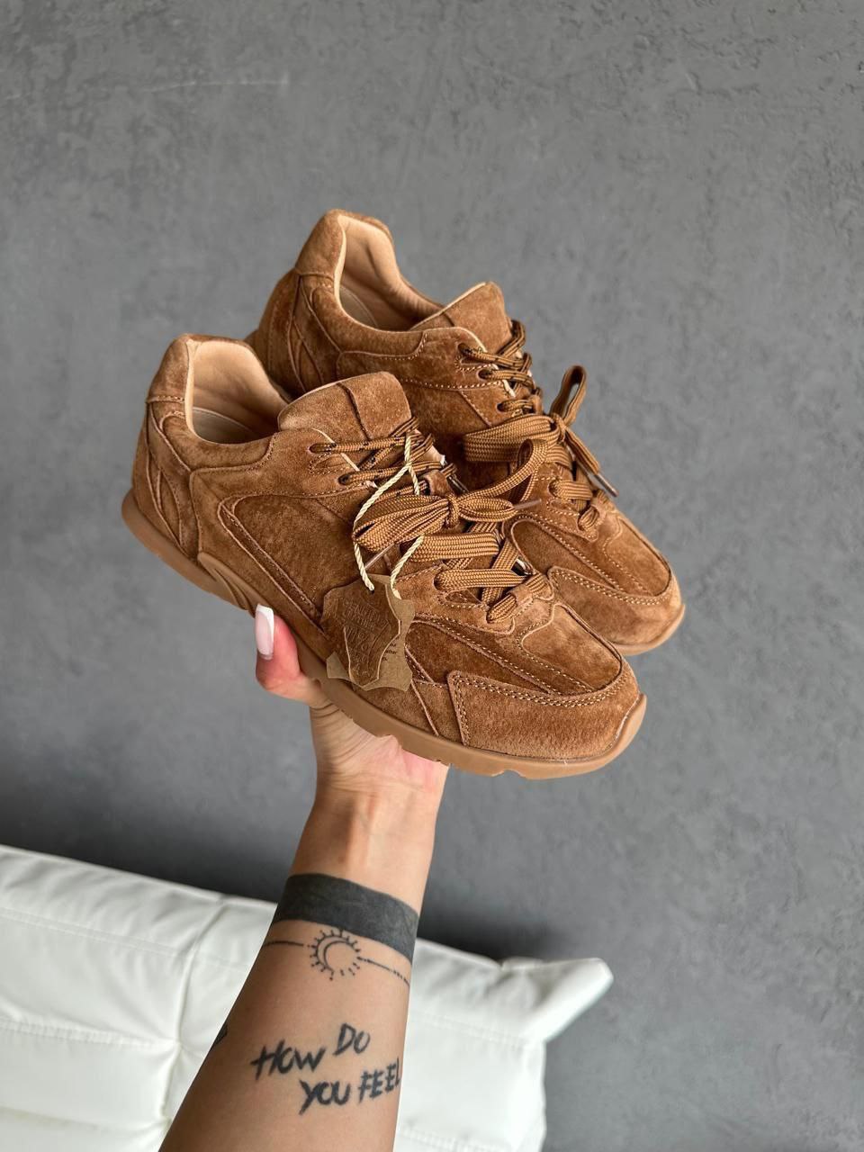 фото весенние женские кроссовки оптом