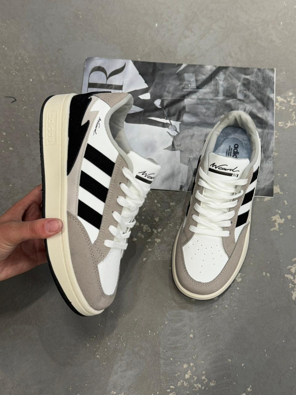 фото весенние женские кроссовки оптом