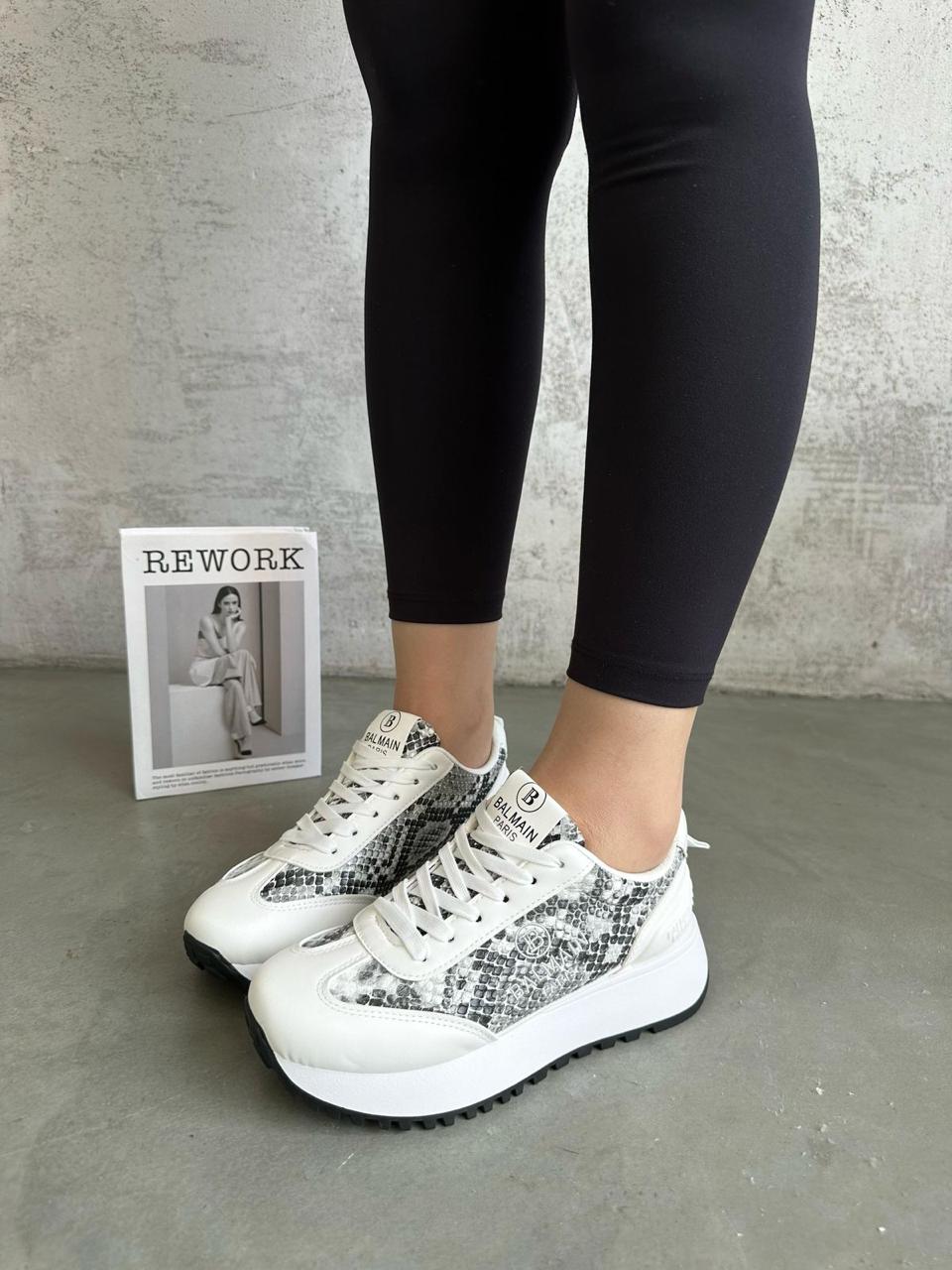 фото весенние женские кроссовки оптом