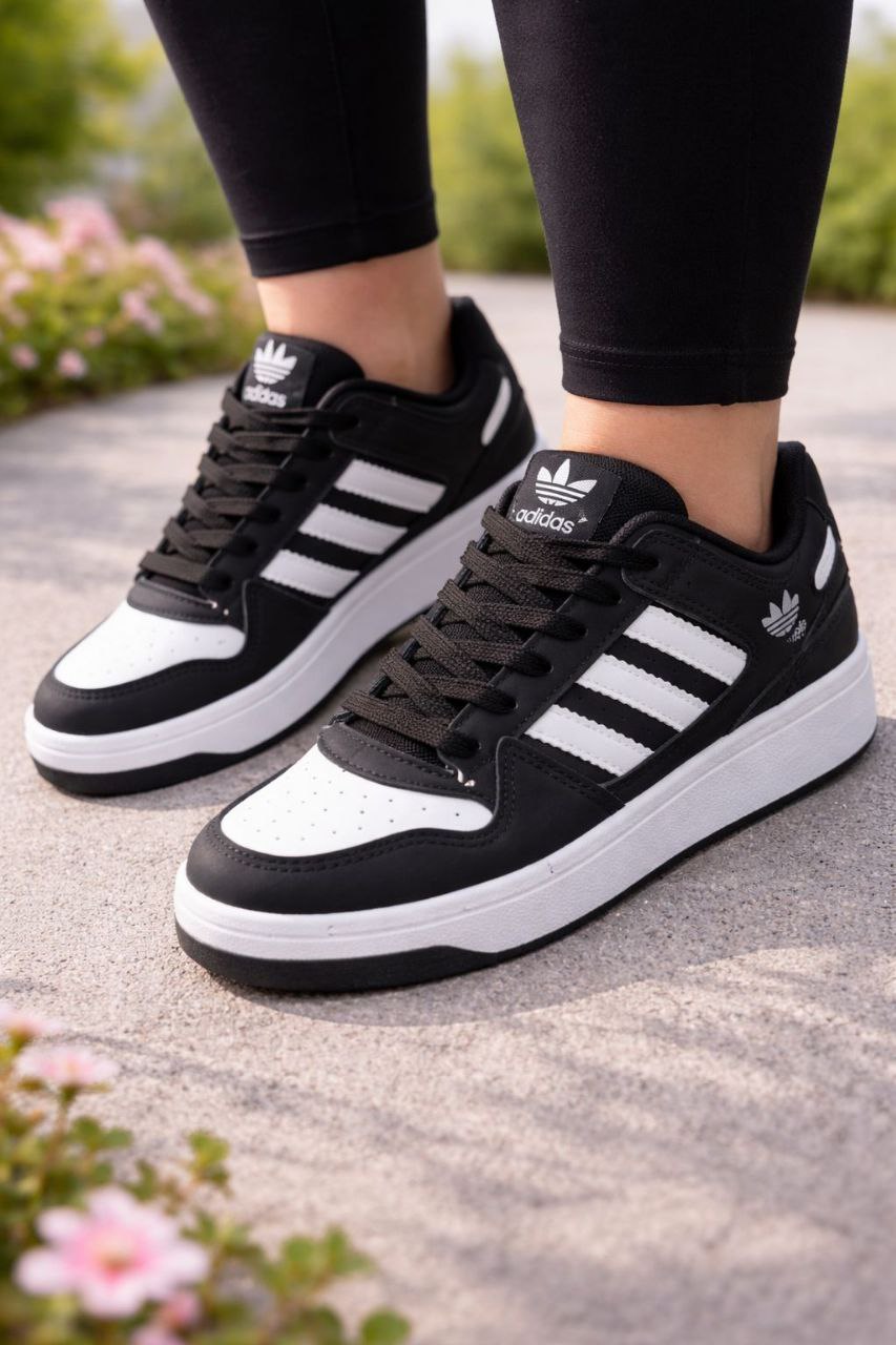 фото весенние женские кроссовки оптом