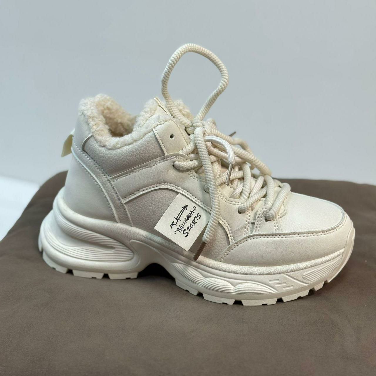 фото зимние женские кроссовки оптом с доставкой