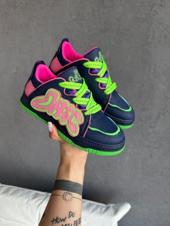 фото весенние женские кроссовки оптом