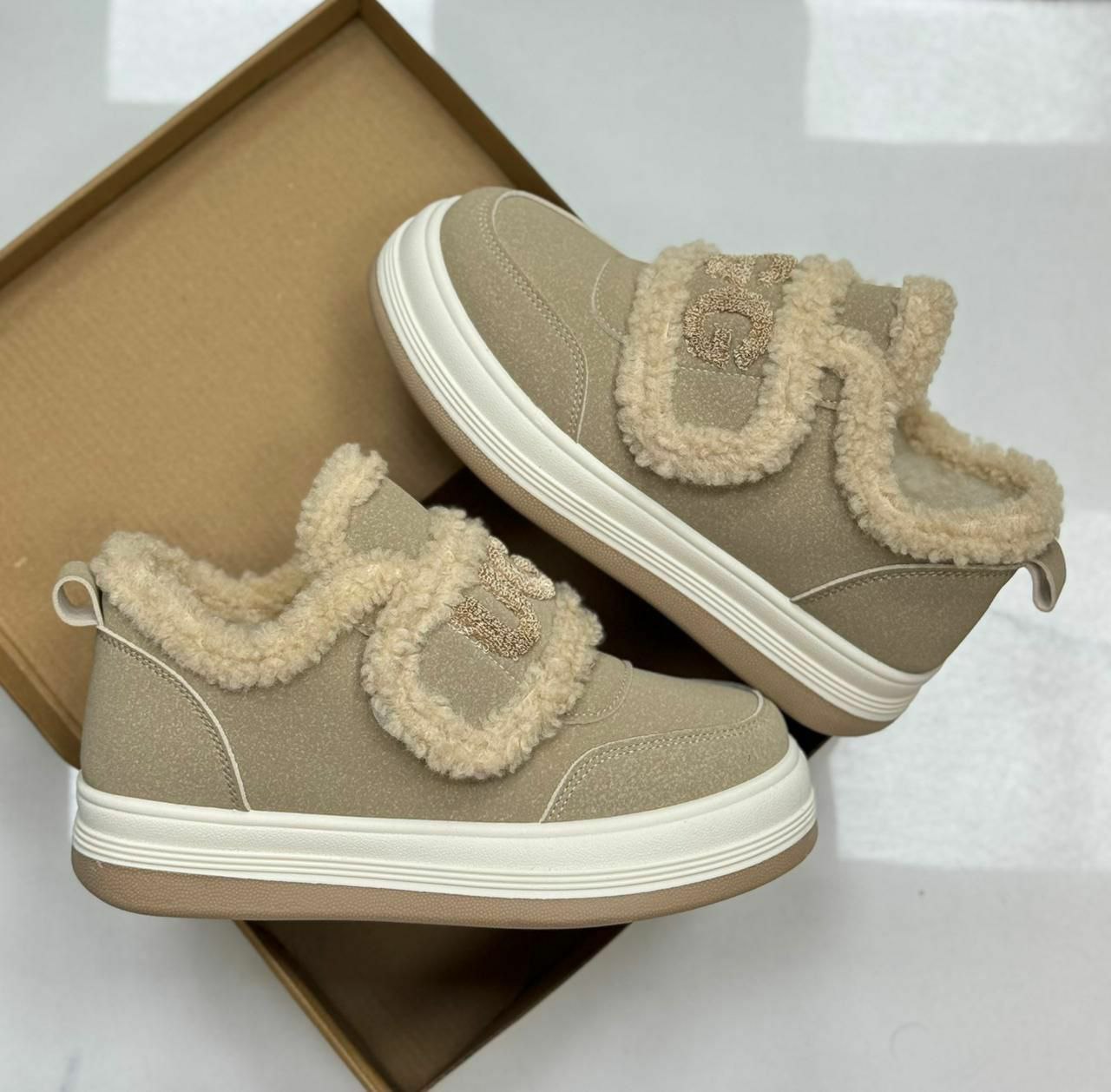 фото зимние женские кроссовки оптом с доставкой