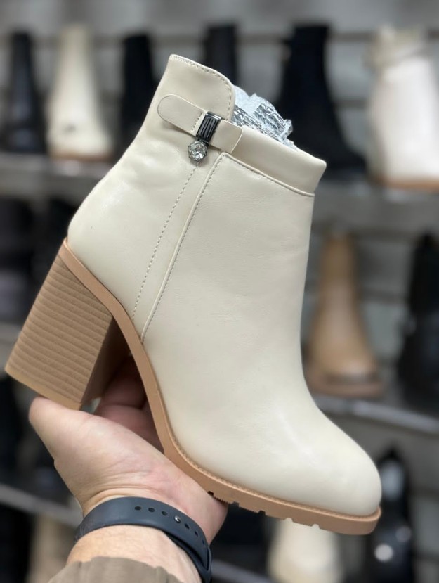 фото зимние женские ботинки оптом от производителя