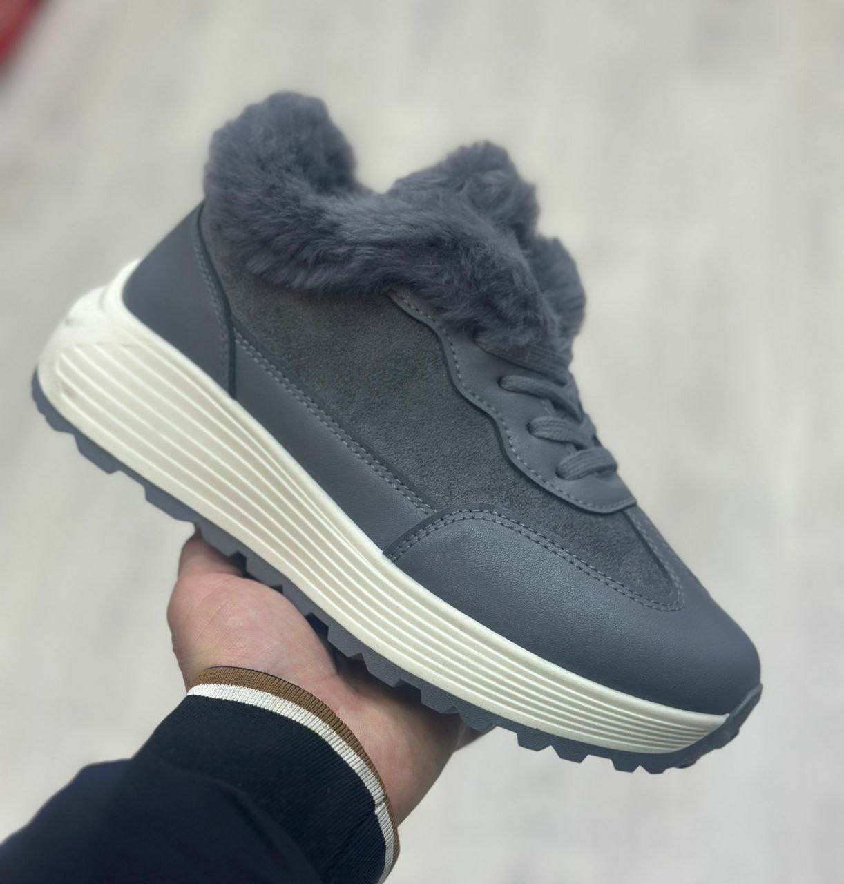 фото зимние женские кроссовки оптом с доставкой